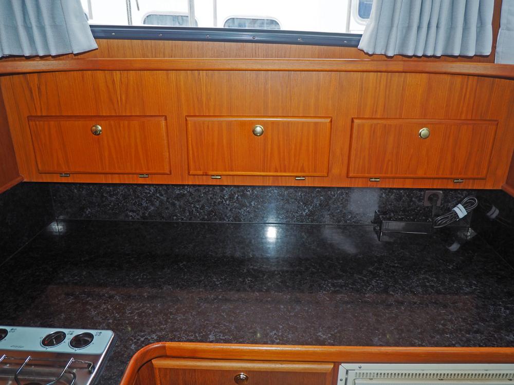 Fore ship, Accommodation